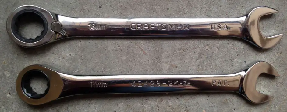 Types of Wrenches - Ratcheting Wrench