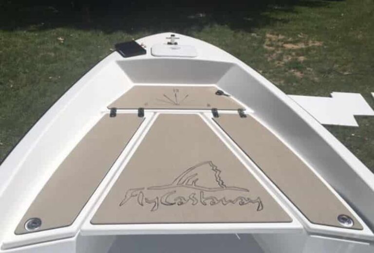 32 Parts of Boat & Their Function [Names & Terminology]